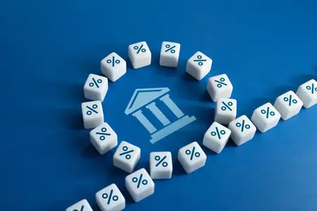 Intérêts et commissions bancaires et exorbitants.