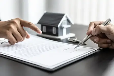 Négoce immobilier et assurance