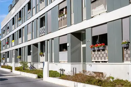 Immeubles modernes en rangée