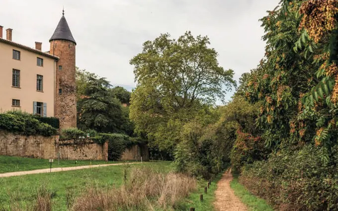 Programme immobilier neuf Curis-au-Mont-d'Or réhabilitation déficit foncier à 12 min de Lyon en TER à Curis-au-Mont-d'Or