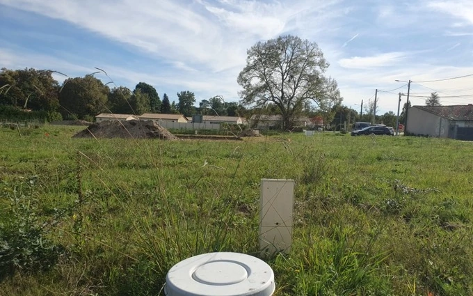 Programme immobilier neuf Terrain à partir de 645m² à marcenais à Marcenais (33620)