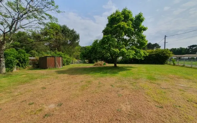 Programme immobilier neuf Terrain à partir de 526m² à saint-yzan-de-soudiac