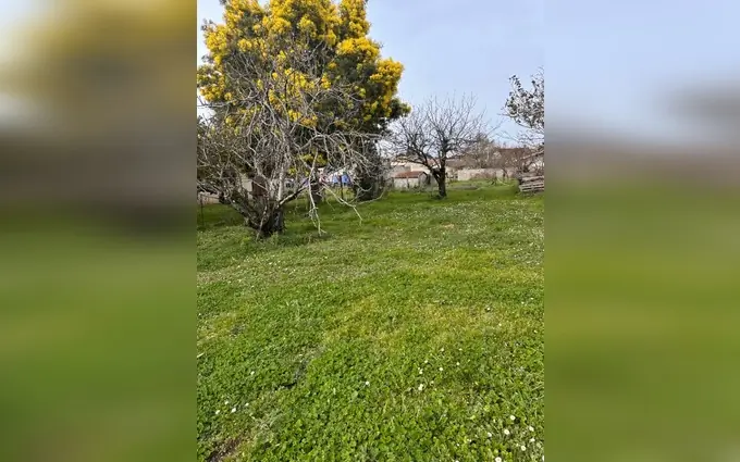 Programme immobilier neuf Terrain à partir de 394m² à saint-médard-de-guizières à Saint-Médard-de-Guizières