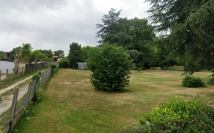 Programme immobilier neuf Terrain à partir de 327m² à pisany à Pisany