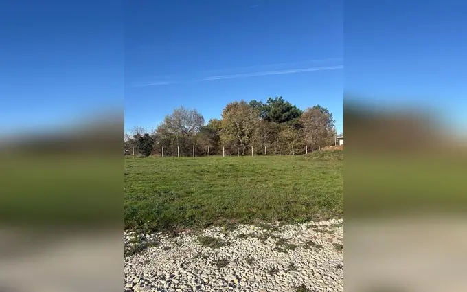 Programme immobilier neuf Terrain à partir de 970m² à les peintures à Peintures (33230)