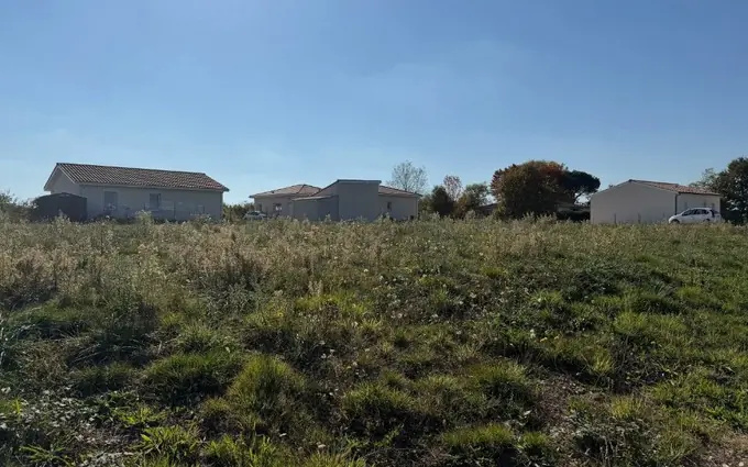 Programme immobilier neuf Terrain à partir de 640m² à auros à Auros (33124)