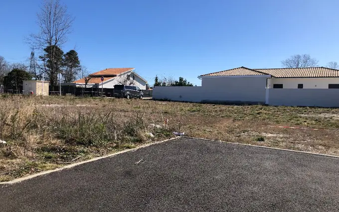 Programme immobilier neuf Terrain à partir de 600m² à le haillan à Le Haillan (33185)