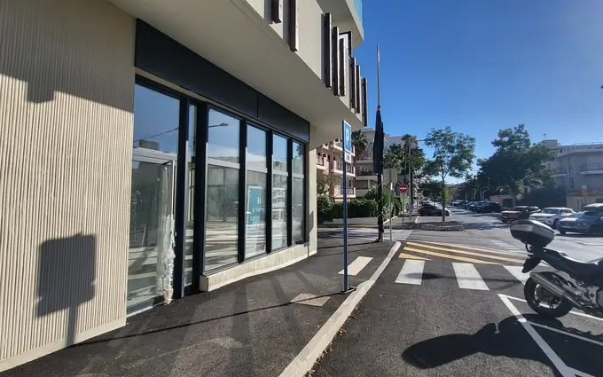 Programme immobilier neuf Commerces à Cagnes-sur-Mer