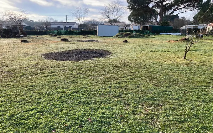 Programme immobilier neuf Terrain à partir de 900m² à les peintures à Peintures