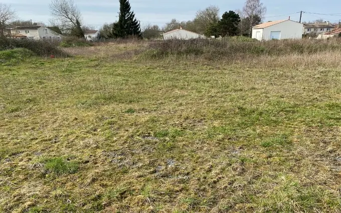 Programme immobilier neuf Terrain à partir de 723m² à le mung à Le Mung (17350)