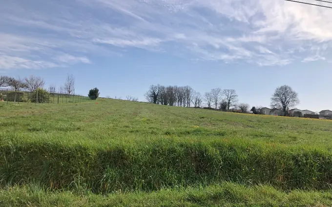 Programme immobilier neuf Terrain à partir de 790m² à saint-savin à Saint-Savin (33920)