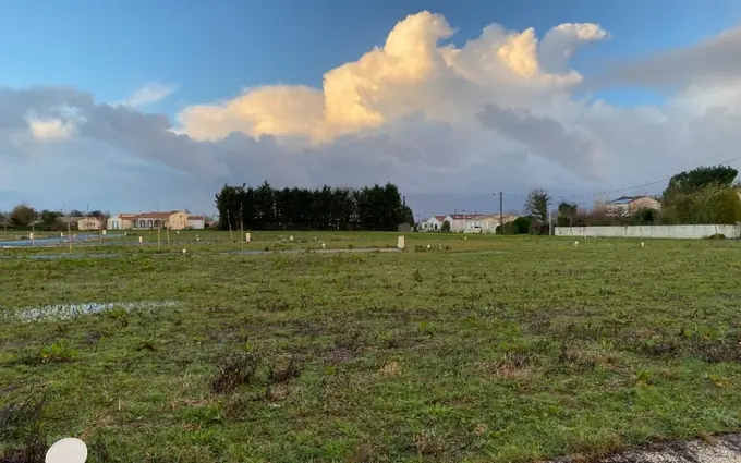 Programme immobilier neuf Terrain à partir de 260m² à Corme-Royal à Corme-Royal (17600)