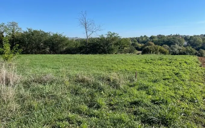 Programme immobilier neuf Terrain à partir de 678m² à Auros à Auros (33124)