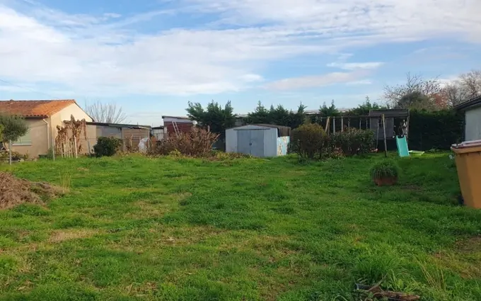 Programme immobilier neuf Terrain à partir de 450m² à La Lande-de-Fronsac à La Lande-de-Fronsac (33240)