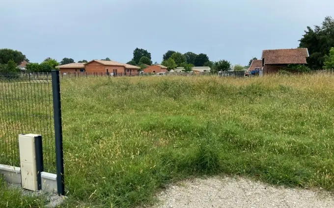 Programme immobilier neuf Terrain à partir de 449m² à Vayres à Vayres (33870)