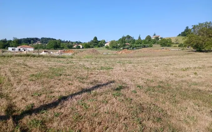 Programme immobilier neuf Terrain à partir de 819m² à Saint-Germain-du-Salembre à Saint-Germain-du-Salembre