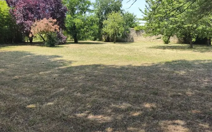 Programme immobilier neuf Terrain à partir de 1020m² à Saint-Romain-de-Benet