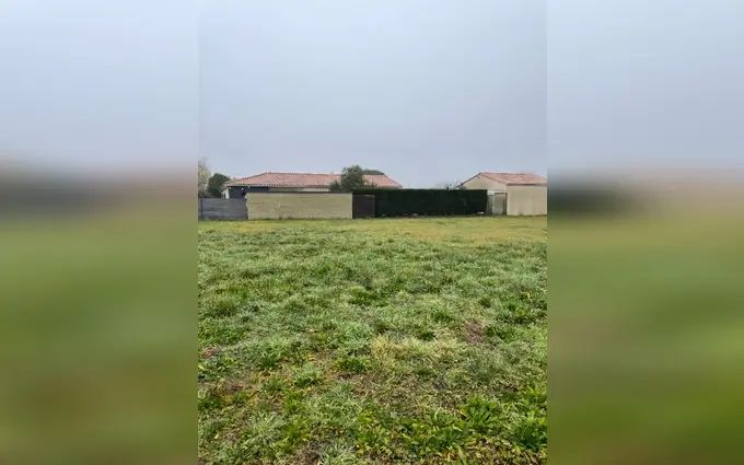 Programme immobilier neuf Terrain à partir de 550m² à Margaux à Margaux (33460)