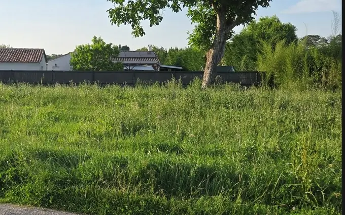 Programme immobilier neuf Terrain à partir de 537m² à Peujard à Peujard (33240)