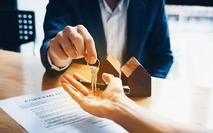 Programme immobilier neuf Commerces neufs - t1 à Le Muy