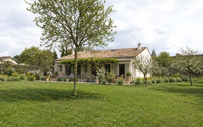 Programme immobilier neuf Terrain à partir de 950m² à Saint-Pierre-d'Aurillac à Saint-Pierre-d'Aurillac (33490)