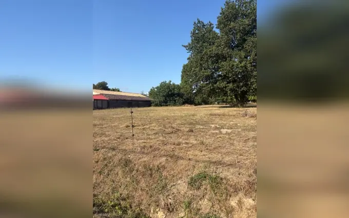 Programme immobilier neuf Terrain à partir de 800m² à Saint-Seurin-sur-l'Isle à Saint-Seurin-sur-l'Isle (33660)